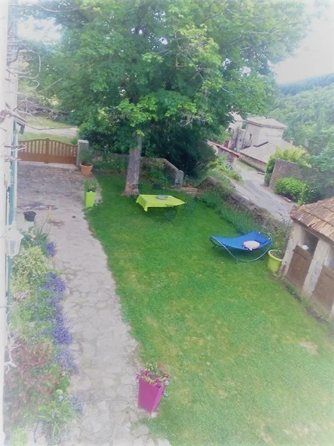 Un Petit Coin De Paradis Gluiras 0*,  France