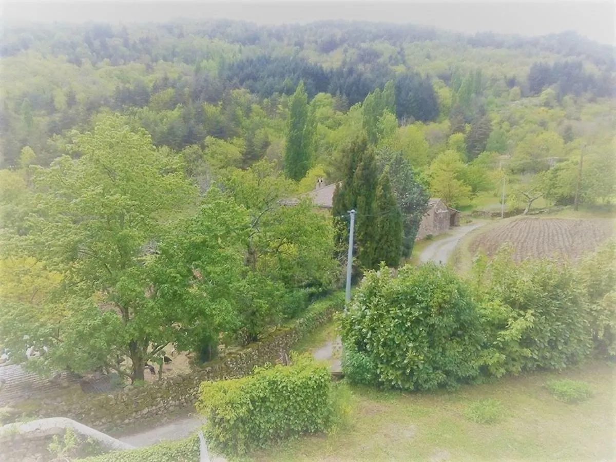 Holiday home Un Petit Coin De Paradis Gluiras France