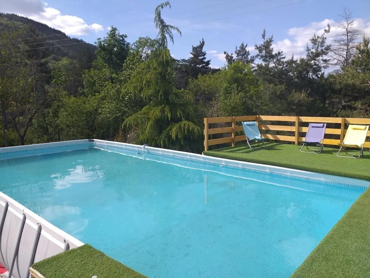 Un Petit Coin De Paradis Gluiras